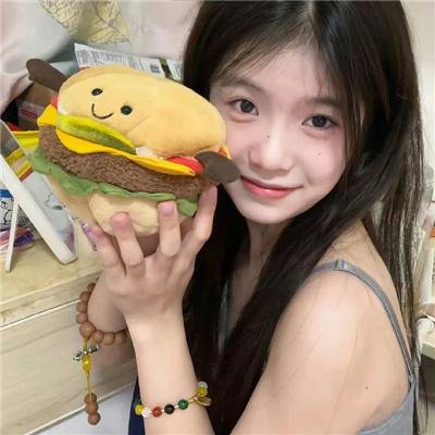 敦君与女朋友